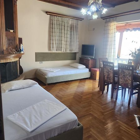 Vila Altini Borsh Esterno foto