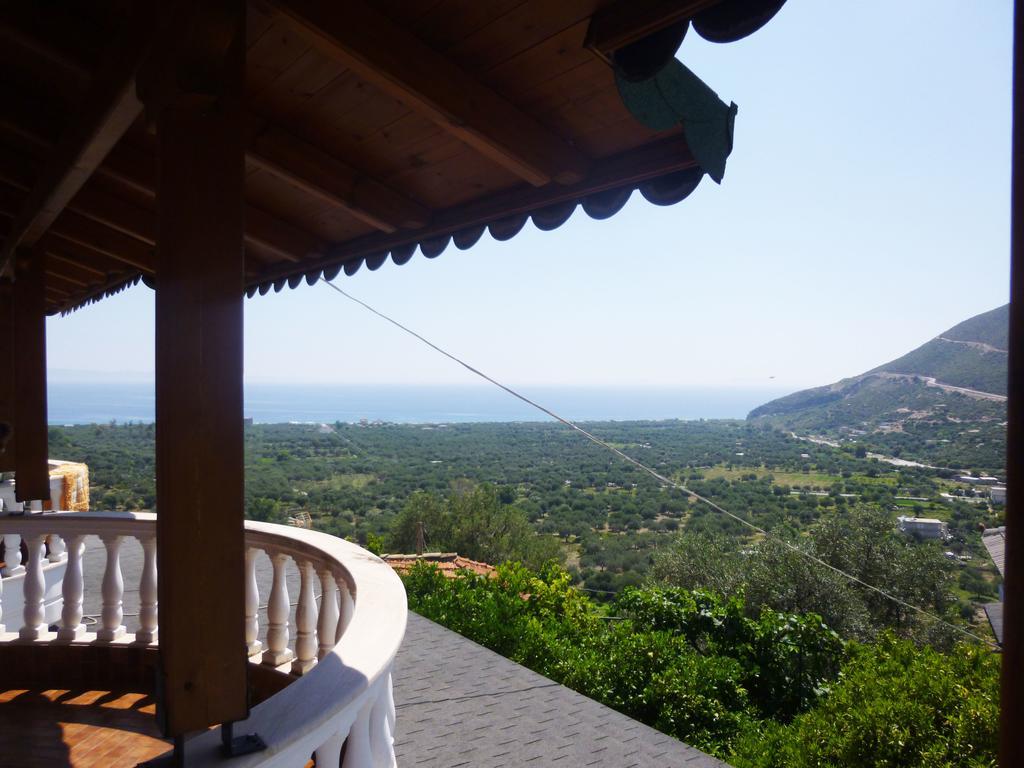 Vila Altini Borsh Esterno foto