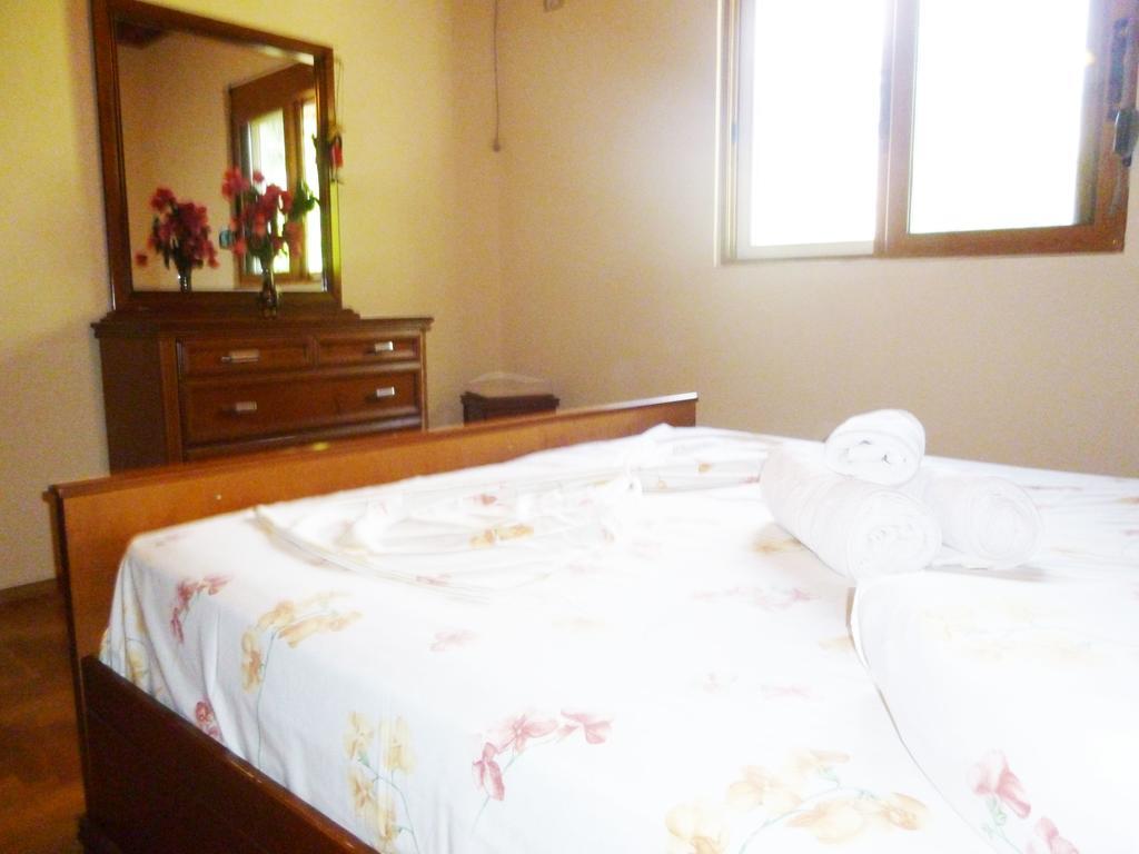 Vila Altini Borsh Esterno foto